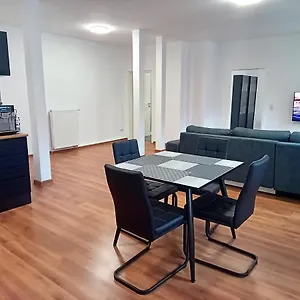Exquvisit Four Leipzig